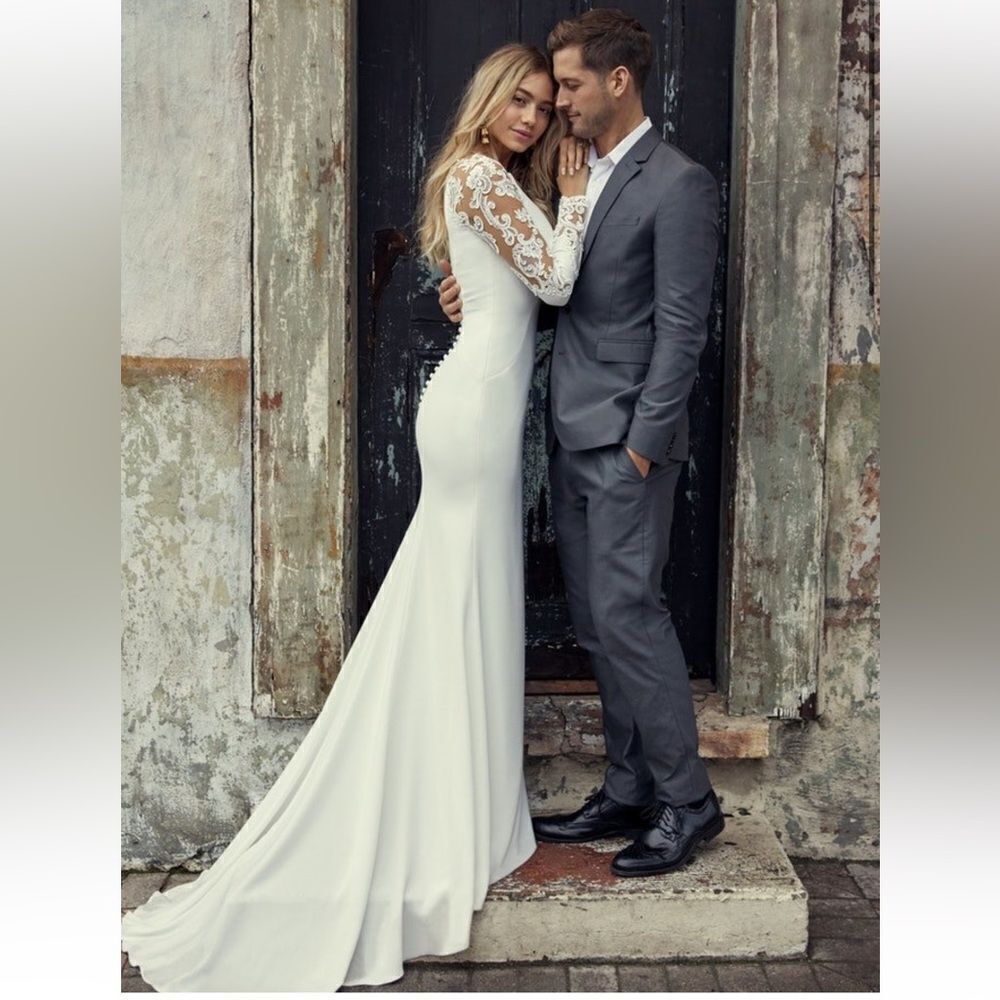 New Crepe Mermaid Bride Wedding Dress Square Neckline Lace With Long Sleeves